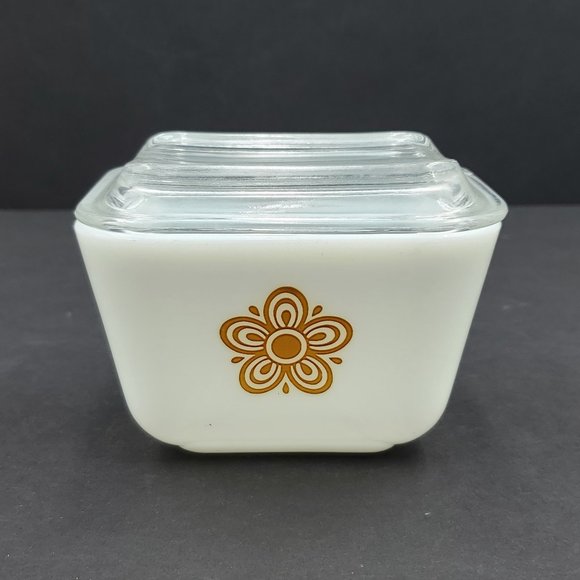 Pyrex Other - Pyrex Butterfly Gold Refrigerator Dish 501 B 1.5 Cup Food Storage Dish Fridgie